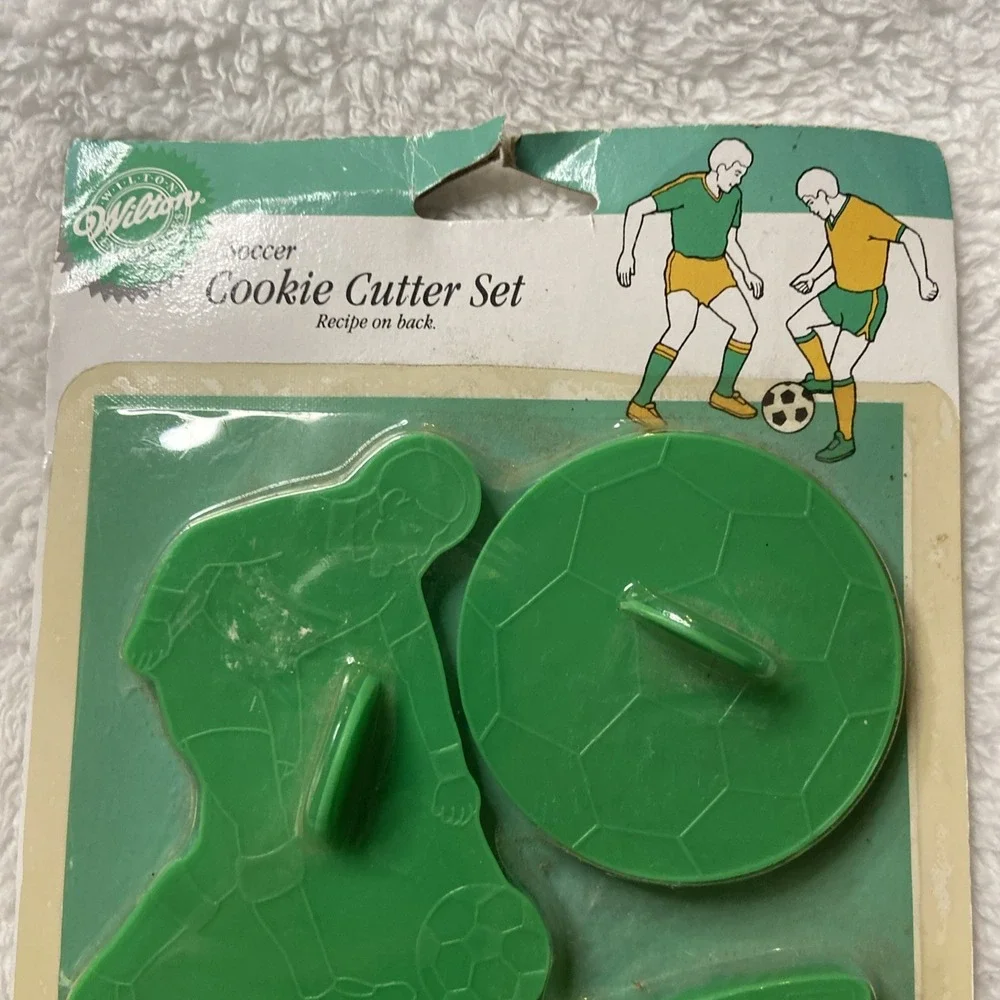 Wilton Soccer Cookie Cutter Set Sealed‎ NIP NOS 1996 Vintage Sports Goal Ball